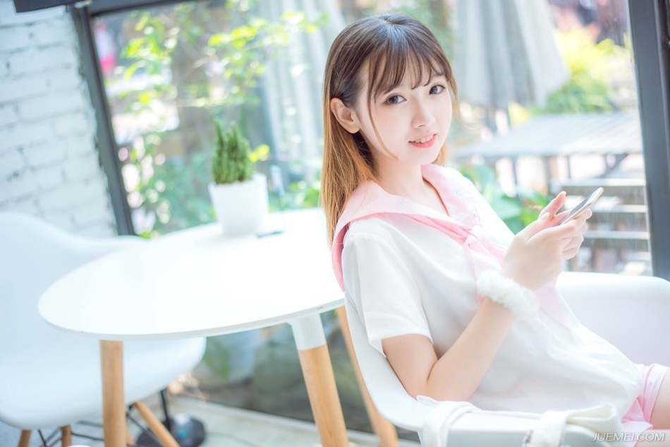 用一句话灭非诚勿扰所有女嘉宾的灯,俄希望娶一个处女。